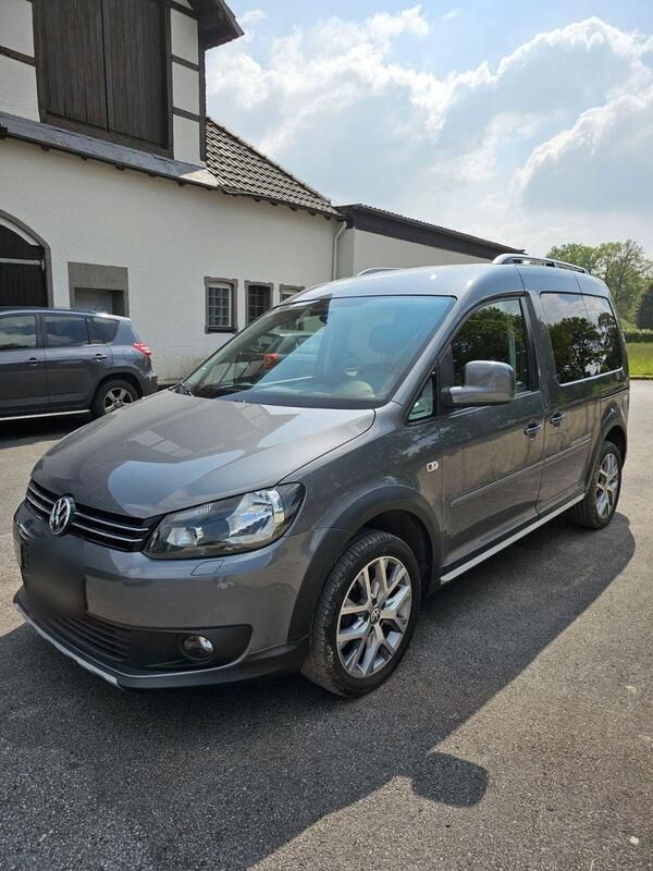 Grau Gebraucht 2014 VW Caddy Van / Kleinbus | 11.499 € (Etwas zu teuer) - Bild 1/4