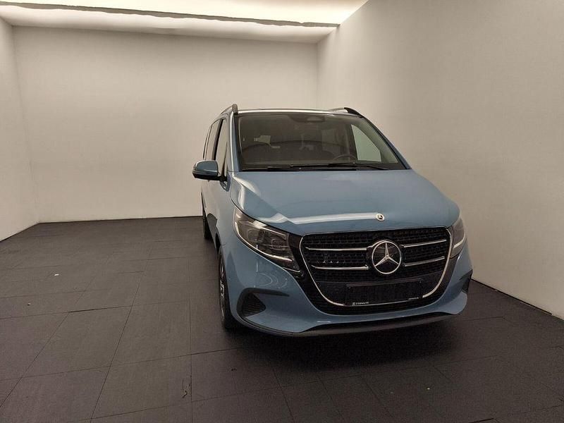 Gebraucht Mercedes V250 Style 190 PS (139 kW) 2025 Vintageblau Van / Kleinbus