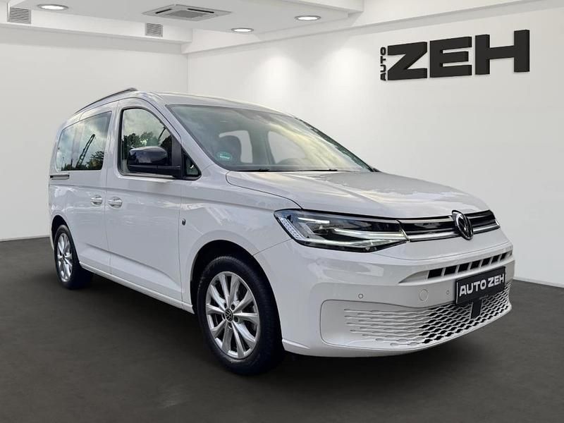 Gebraucht VW Caddy Life 114 PS (83 kW) 2022 Candyweiß Van / Kleinbus