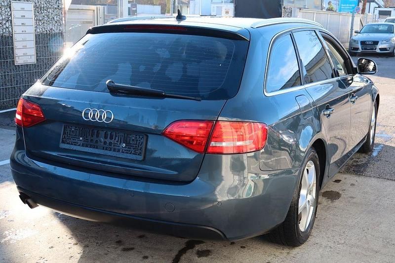 Gebraucht Audi A4 Ambition 160 PS (117 kW) 2008 Grau Kombi