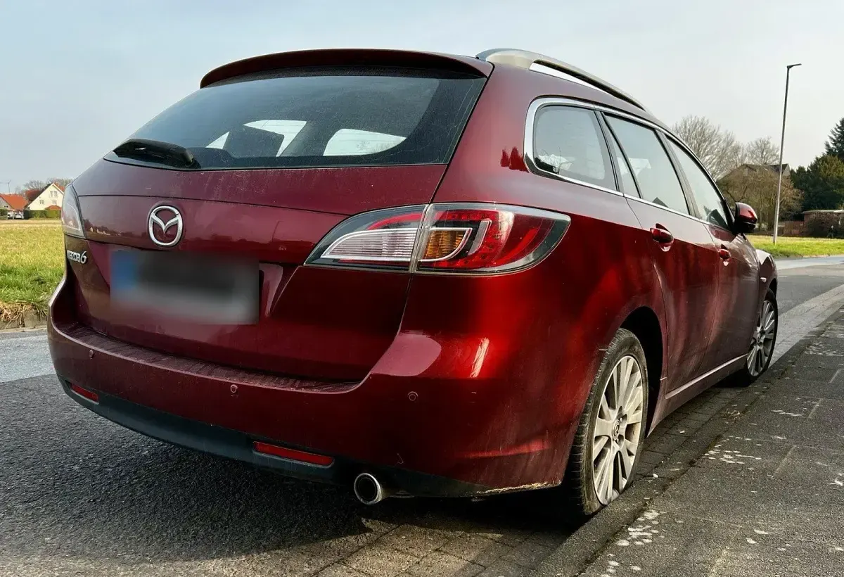 Gebraucht Mazda 6 140 PS (102 kW) 2009 Rot Kombi