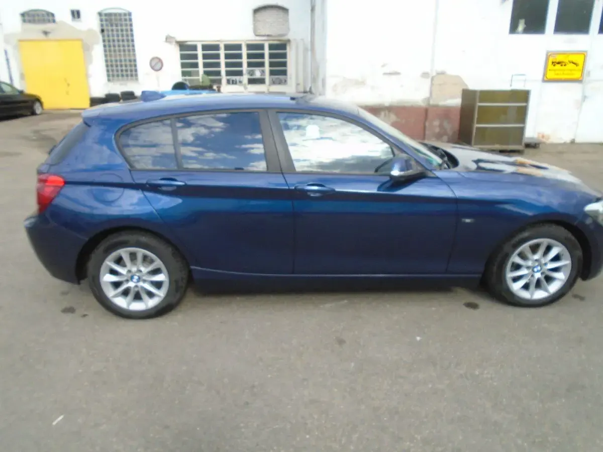 Gebraucht BMW 116 115 PS (84 kW) 2012 Blau Kleinwagen