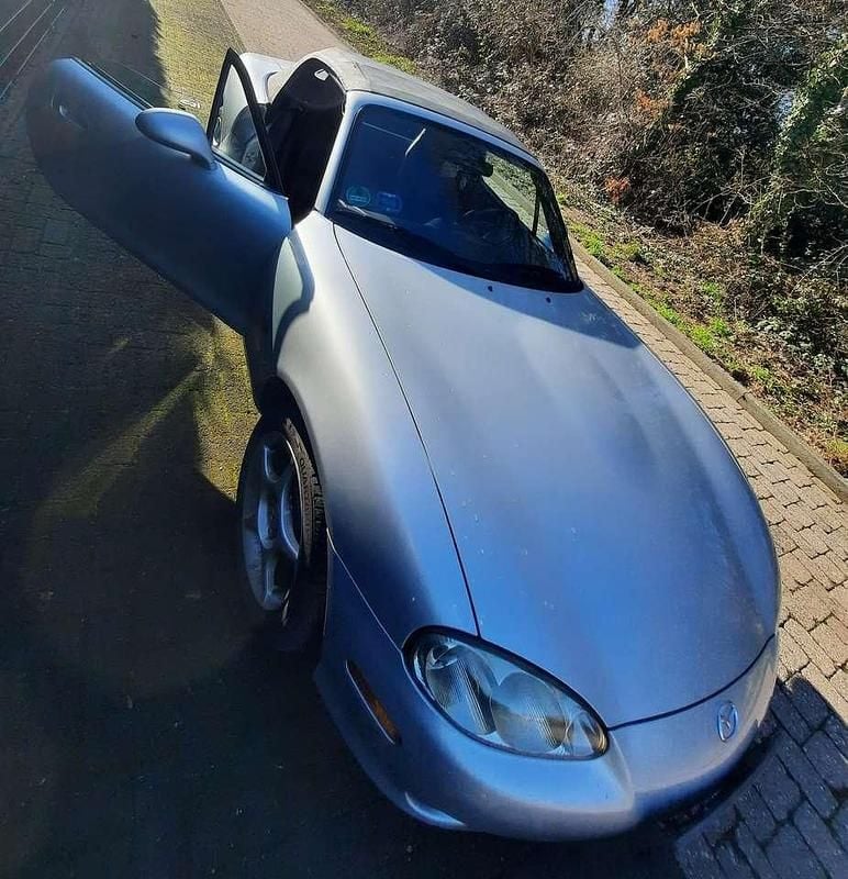 Gebraucht Mazda MX5 110 PS (80 kW) 2002 Silber Cabrio