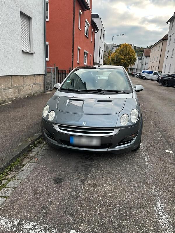 Usado Smart ForFour 75 HP (55 kW) 2004 Cinzento Citadino