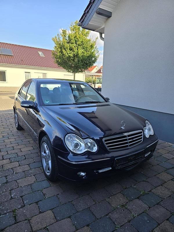 Blau Gebraucht 2006 Mercedes C280 Limousine | 2.700 € (Guter Preis) - Bild 1/4