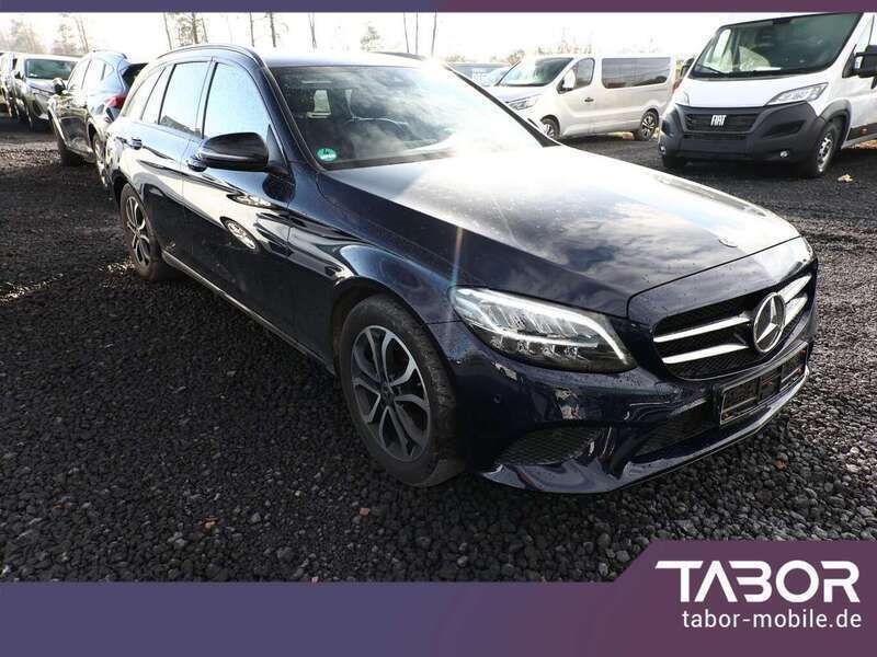 Gebraucht Mercedes C220 Avantgarde 194 PS (142 kW) 2019 Blau Kombi
