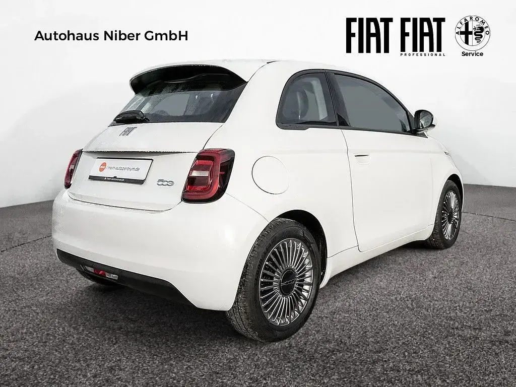 Gebraucht Fiat 500e 86 kW (118 PS) 2023 Weiß