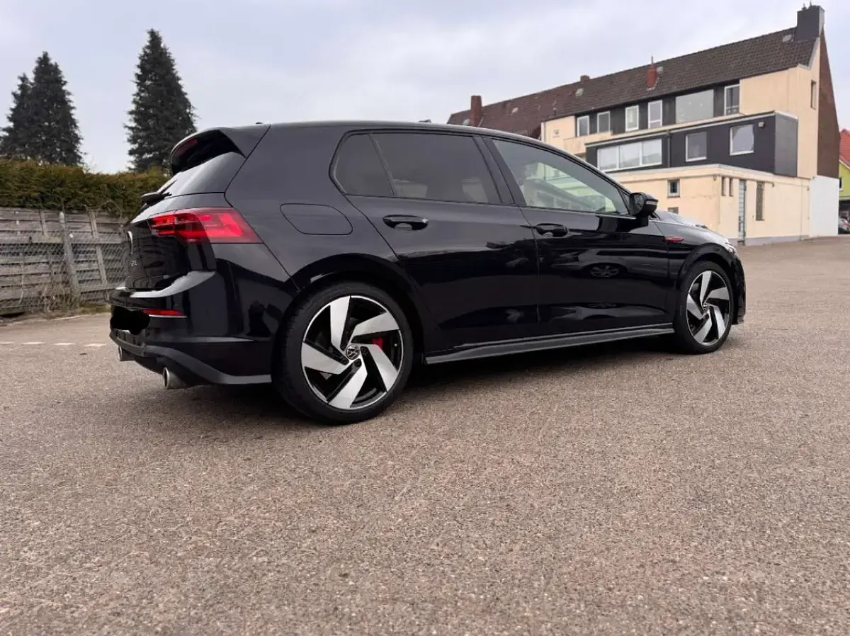 Gebraucht VW Golf VIII GTI 245 PS (180 kW) 2021 Schwarz Kleinwagen
