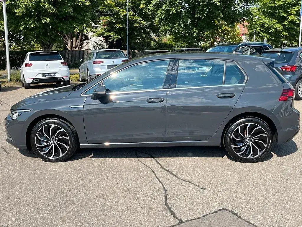 Gebraucht VW Golf VIII Style 190 PS (139 kW) 2024 Uranograu Limousine