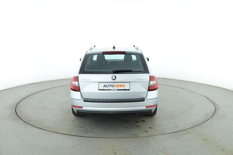 Gebraucht Skoda Octavia Style 150 PS (110 kW) 2019 Grau Kombi
