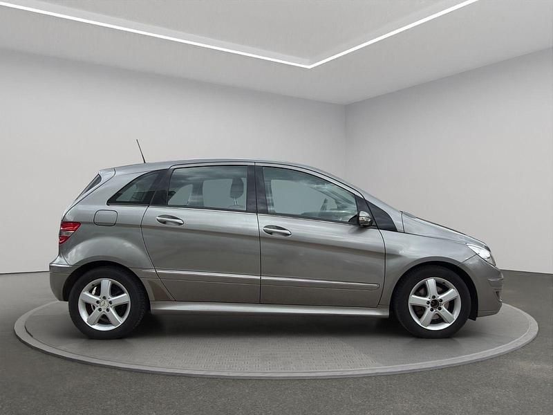 Gebraucht Mercedes B200 193 PS (141 kW) 2006 Grau Van / Kleinbus