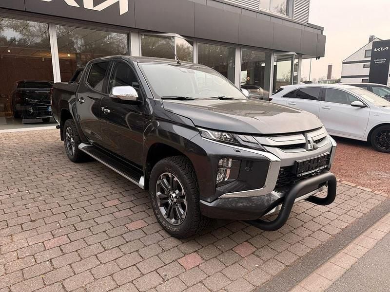 Gebraucht Mitsubishi L200 Select 150 PS (110 kW) 2022 Grau Pickup