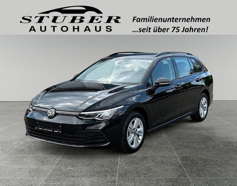 Grenadillschwarz metallic Gebraucht 2024 VW Golf VIII Life Kombi | 25.990 € (Fairer Preis) - Bild 1/4