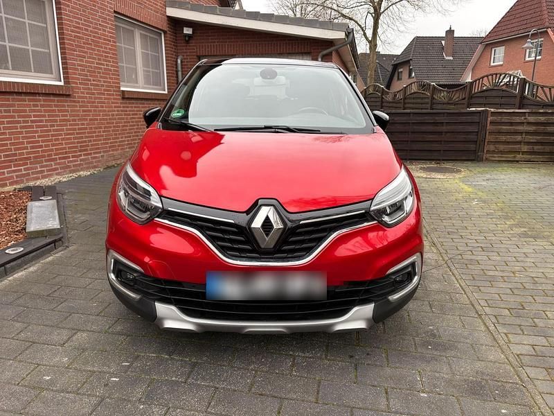 Second-hand Renault Captur 118 CP (86 kW) 2018 Roșu SUV