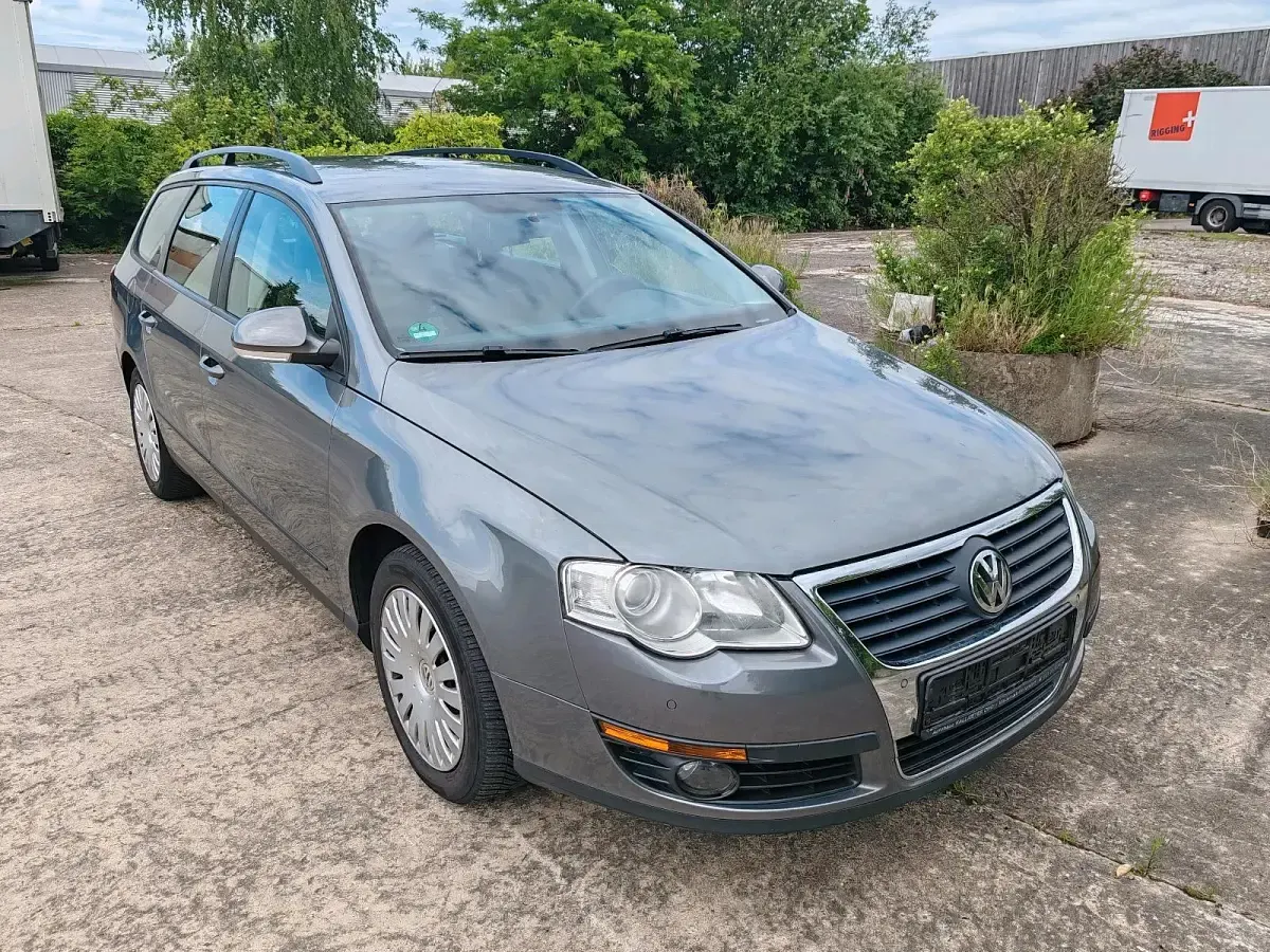 Gebraucht VW Passat 140 PS (102 kW) 2007 Grau Kombi