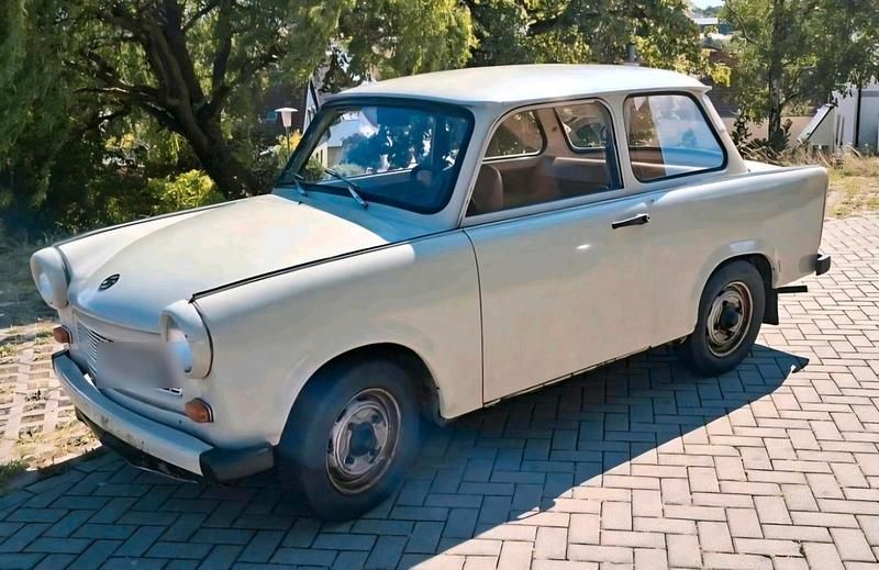 Beige Gebraucht 1984 Trabant 601 Limousine | 3.900 € - Bild 1/4