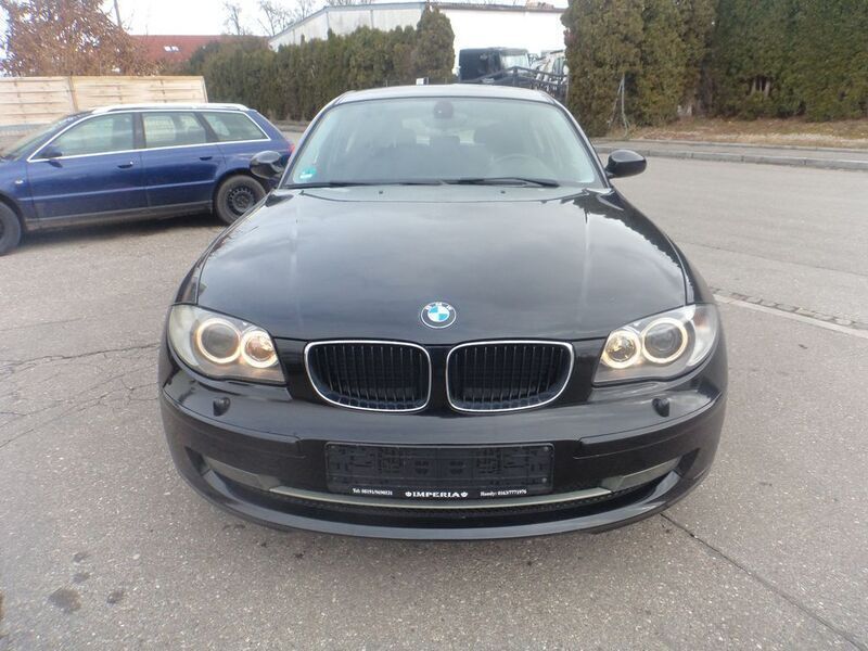 Schwarz Gebraucht 2007 BMW 118 Advantage Kleinwagen | 4.999 € (Teuer) - Bild 1/4