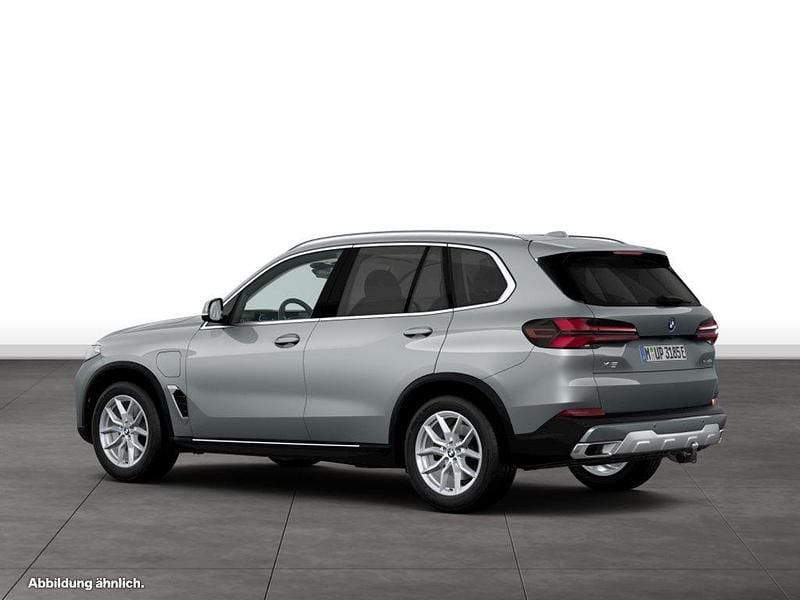 Second-hand BMW X5 489 CP (359 kW) 2025 Gri SUV