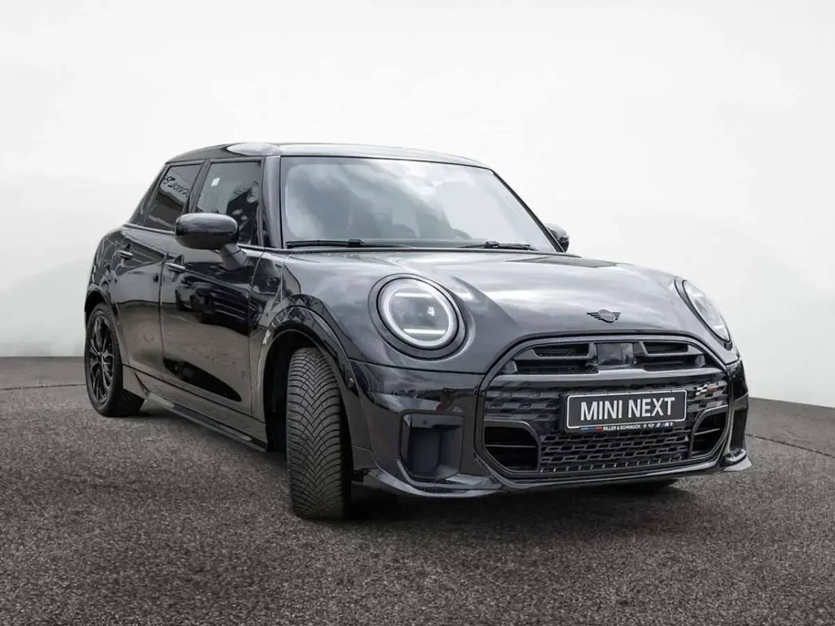 Gebraucht Mini Cooper S 156 PS (114 kW) 2024 Midnight black Kleinwagen