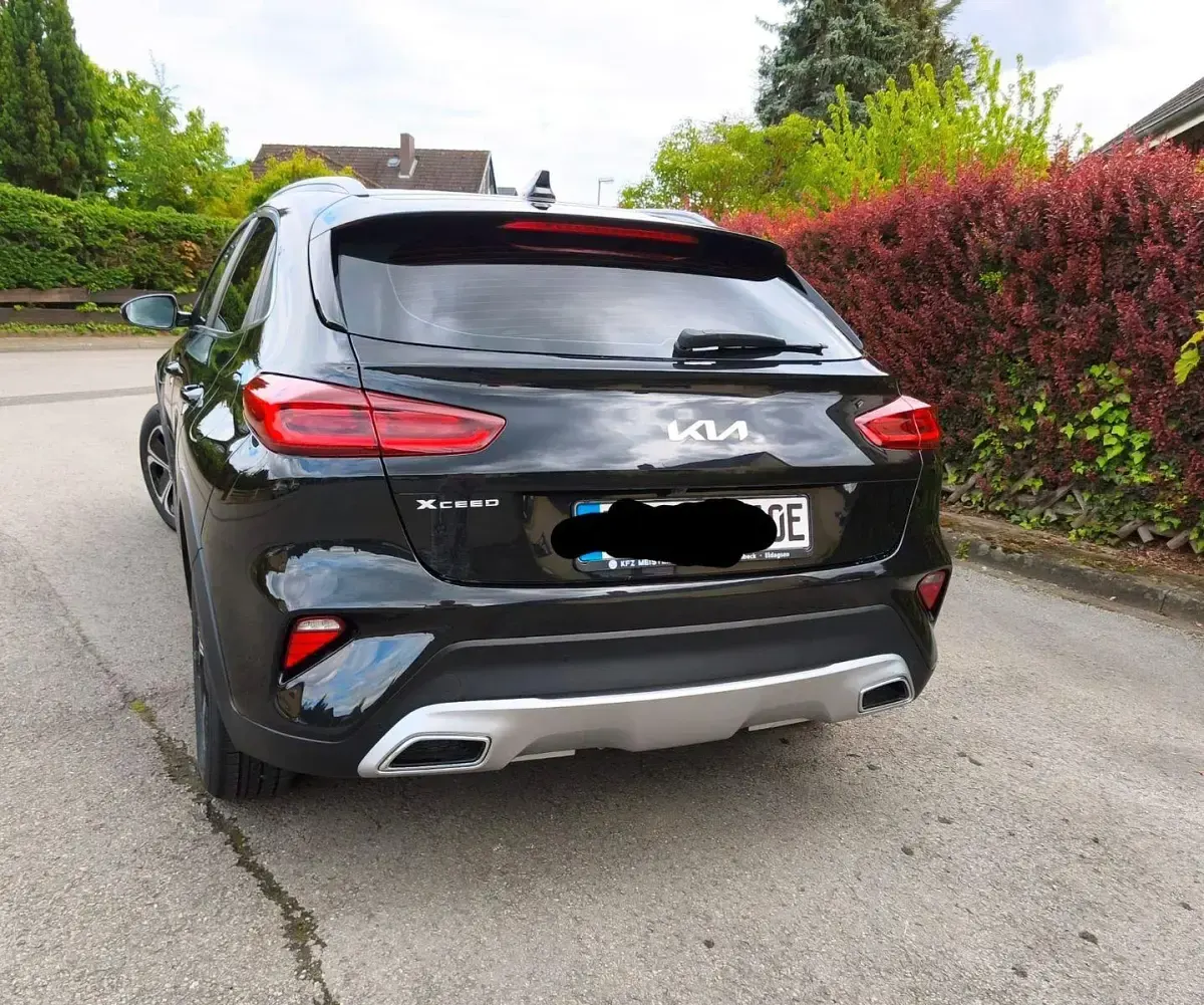 Używany Kia XCeed Vision 141 KM (103 kW) 2022 Czarny SUV