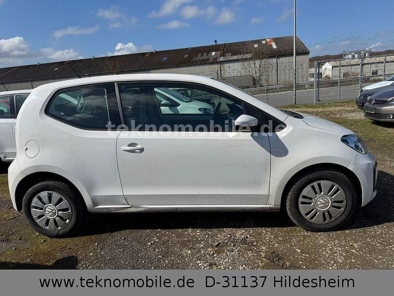 Second-hand VW up! 60 CP (44 kW) 2015 Alb Hatchback