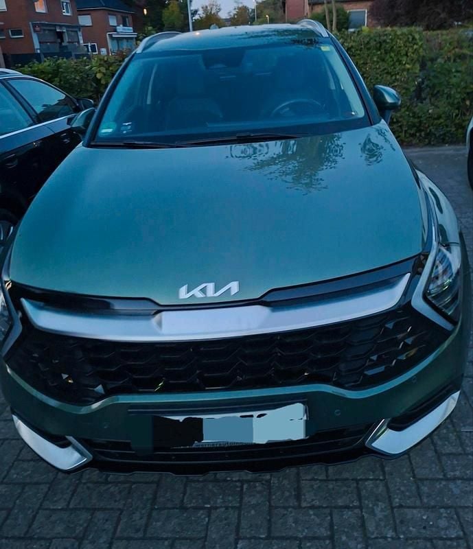 Grün Gebraucht 2022 Kia Sportage Spirit SUV | 19.500 € (Superpreis) - Bild 1/1