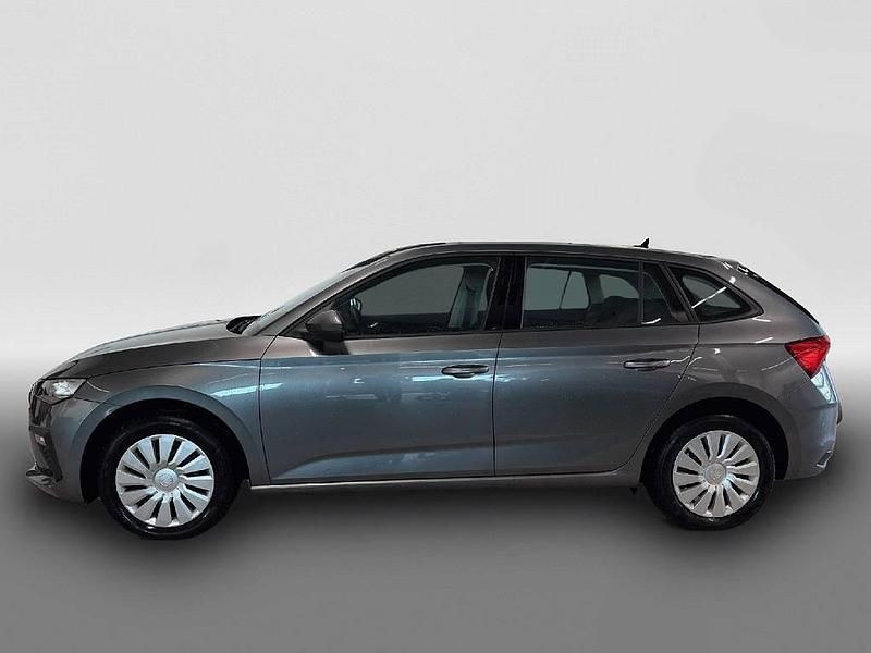 Usata Skoda Scala Essence 116 CV (85 kW) 2024 Grigio Utilitaria