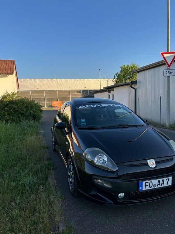 Schwarz Gebraucht 2012 Abarth Punto Evo Kleinwagen | 7.500 € - Bild 1/4
