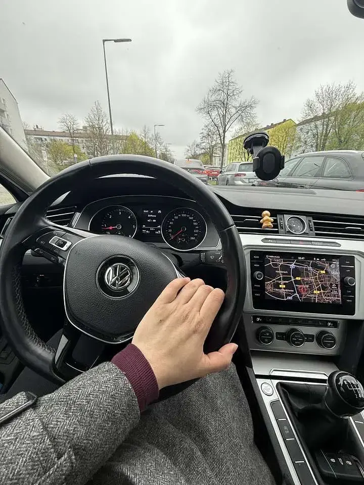 Gebraucht VW Passat Comfortline 150 PS (110 kW) 2017 Limousine