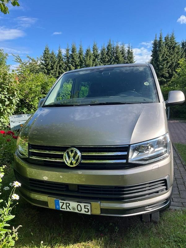 Silber Gebraucht 2021 VW T6.1 Comfortline Van | 38.900 € (Etwas zu teuer) - Bild 1/4