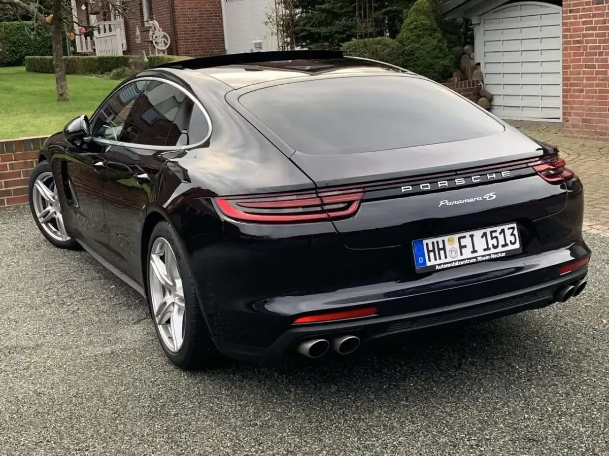 Gebraucht Porsche Panamera 4S 441 PS (324 kW) 2017 Kleinwagen