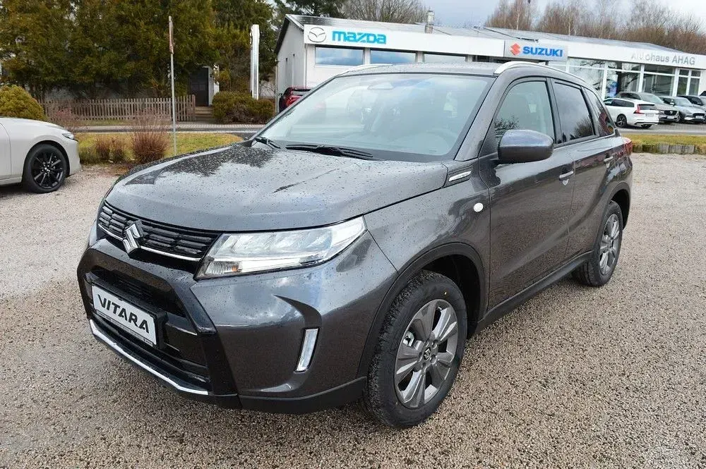 Neu Suzuki Vitara Comfort 110 PS (80 kW) 2026 Grau SUV