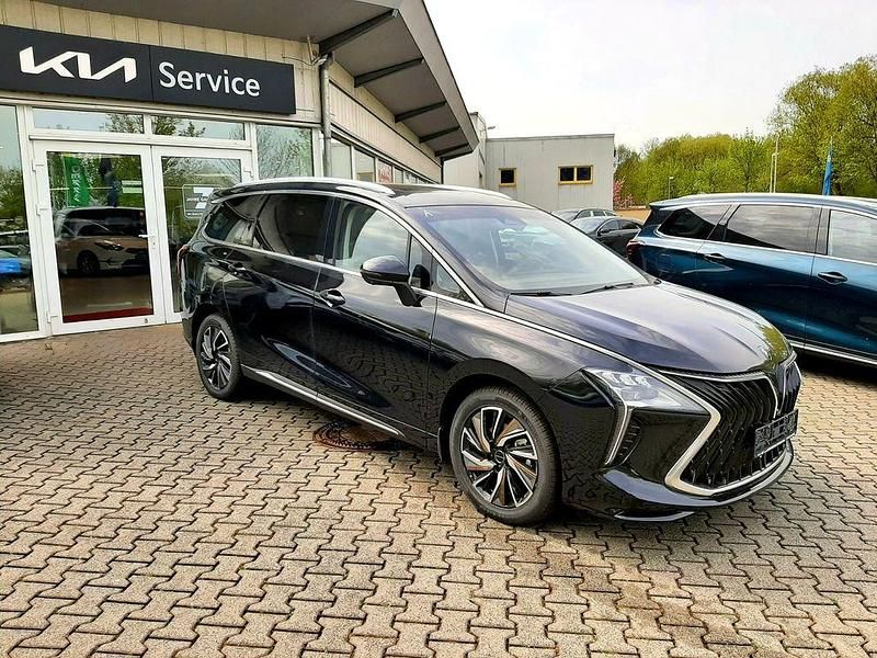 Neu DFSK Forthing 4 177 PS (130 kW) 2026 Schwarz Van / Kleinbus