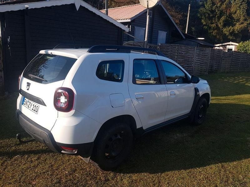 Gebraucht Dacia Duster Comfort 156 PS (114 kW) 2019 Weiß SUV