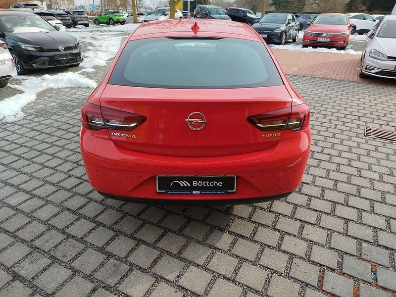 Gebraucht Opel Insignia Innovation 165 PS (121 kW) 2018 Rot Limousine
