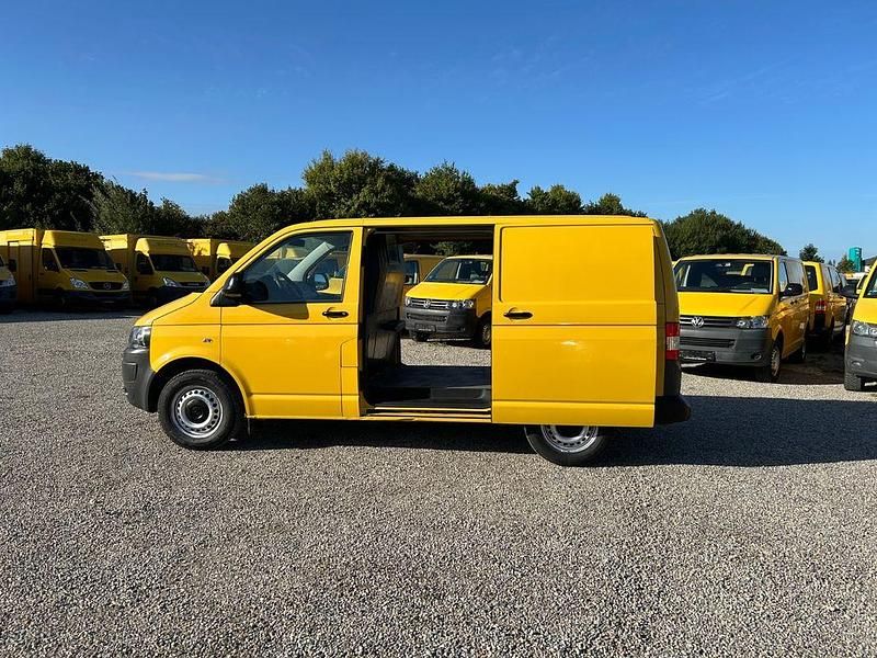 Gebraucht VW T5 84 PS (61 kW) 2013 Gelb Van