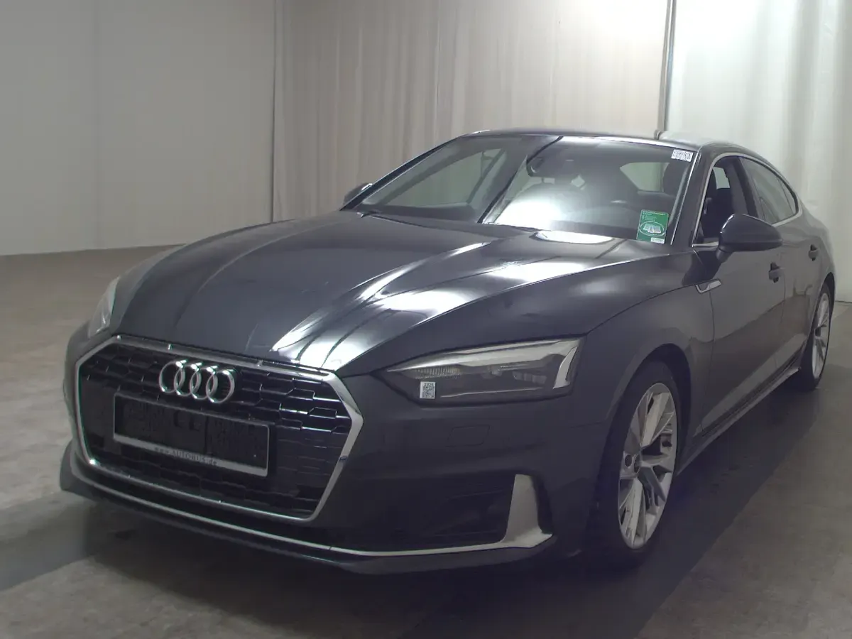 Gebraucht Audi A5 Sportback Advanced 163 PS (119 kW) 2021 Grau Kleinwagen