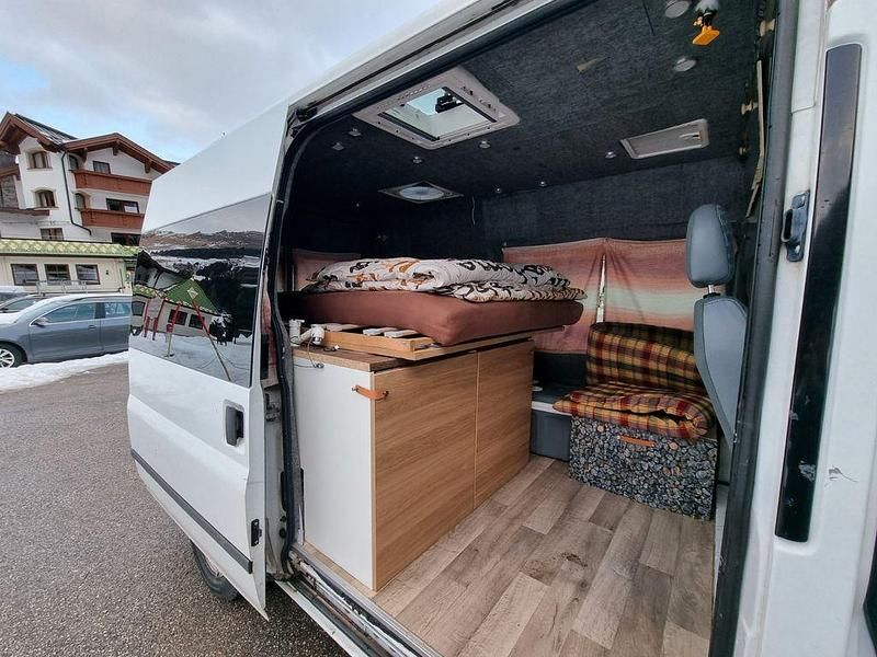 Gebraucht Ford Transit 116 PS (85 kW) 2009 Weiß Van / Kleinbus