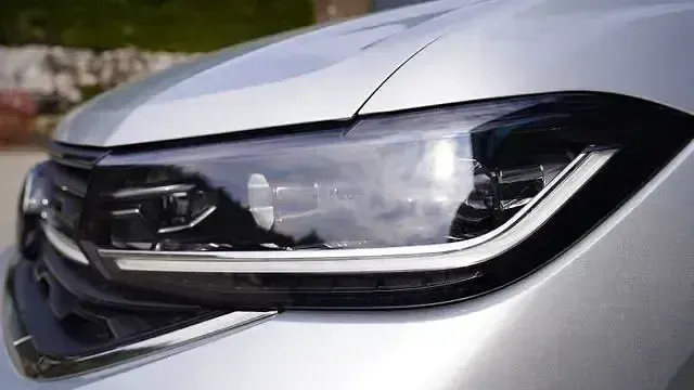 Gebraucht VW T-Cross R 150 PS (110 kW) 2025 Silber SUV