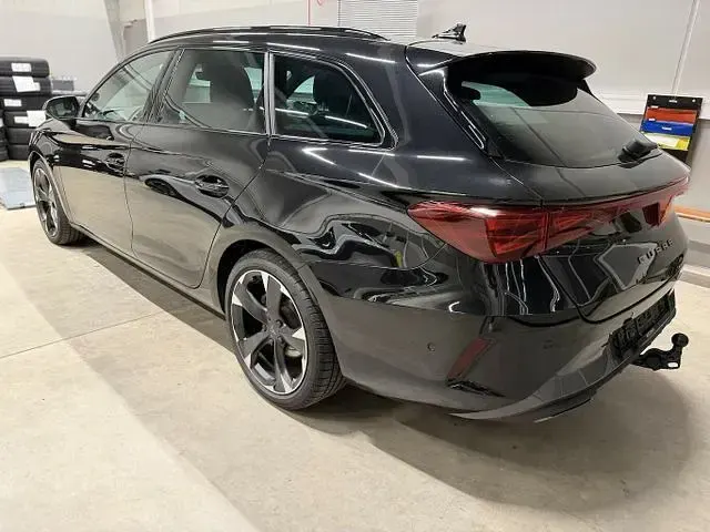 Gebraucht Cupra Leon 150 PS (110 kW) 2025 Schwarz Kombi