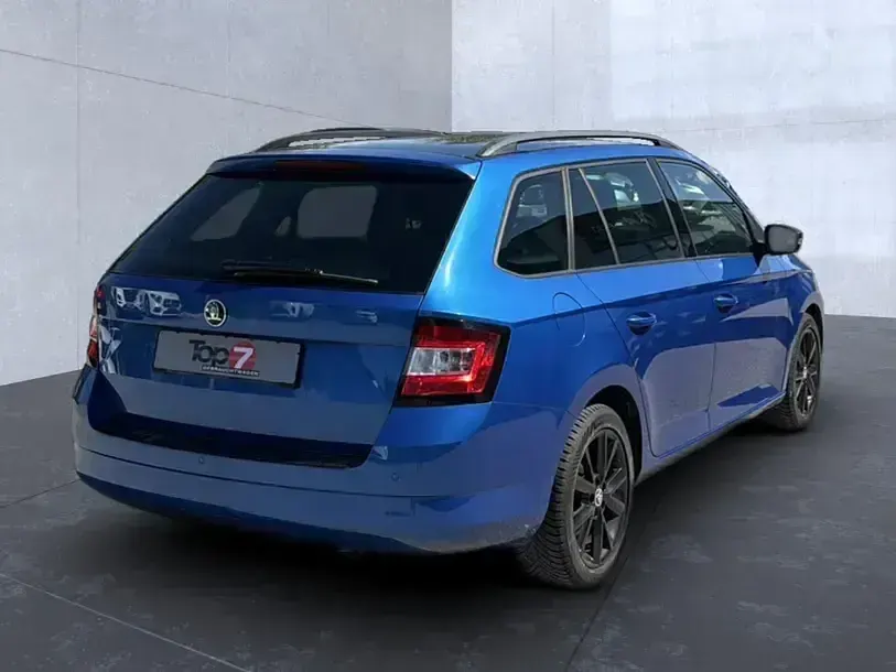 Gebraucht Skoda Fabia Joy 110 PS (80 kW) 2016 Blau Limousine