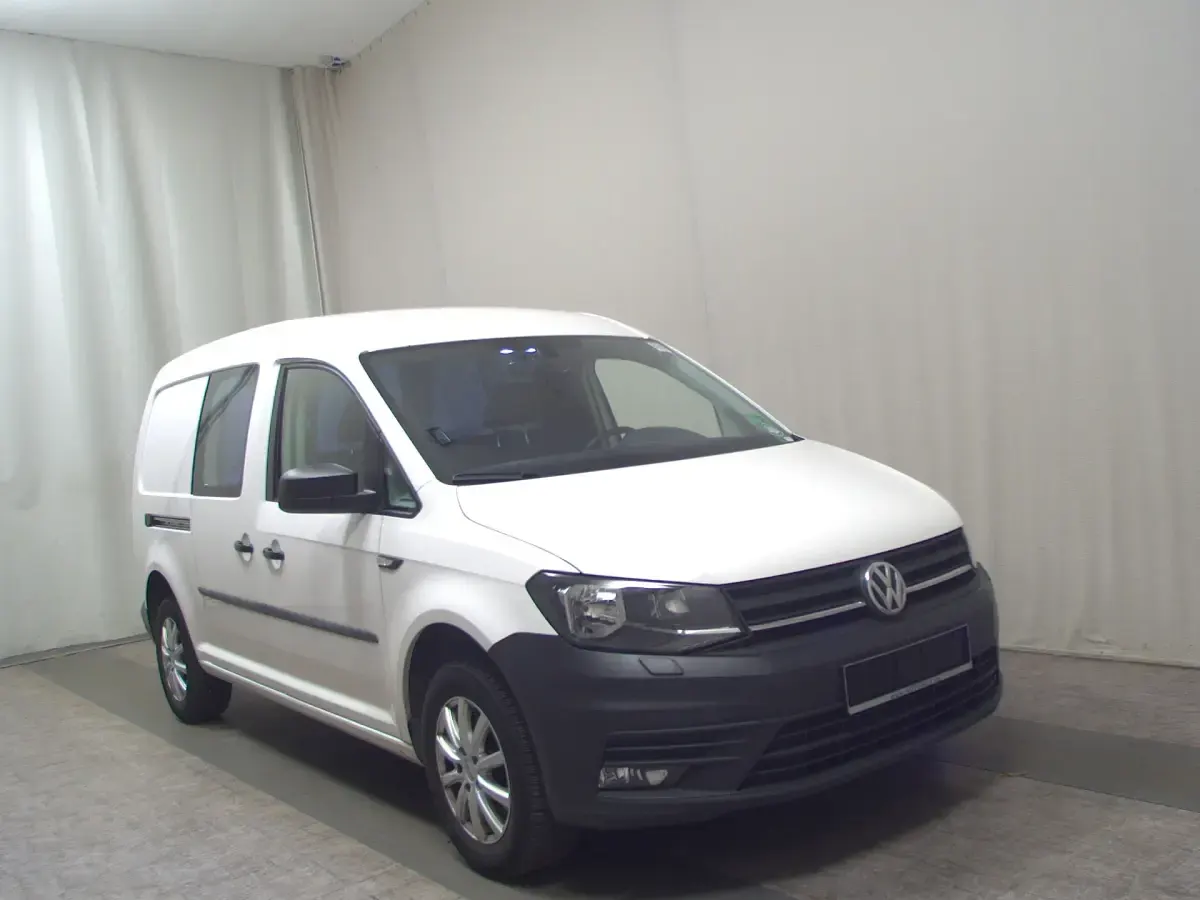 Gebraucht VW Caddy 102 PS (75 kW) 2020 Candyweiß Van / Kleinbus