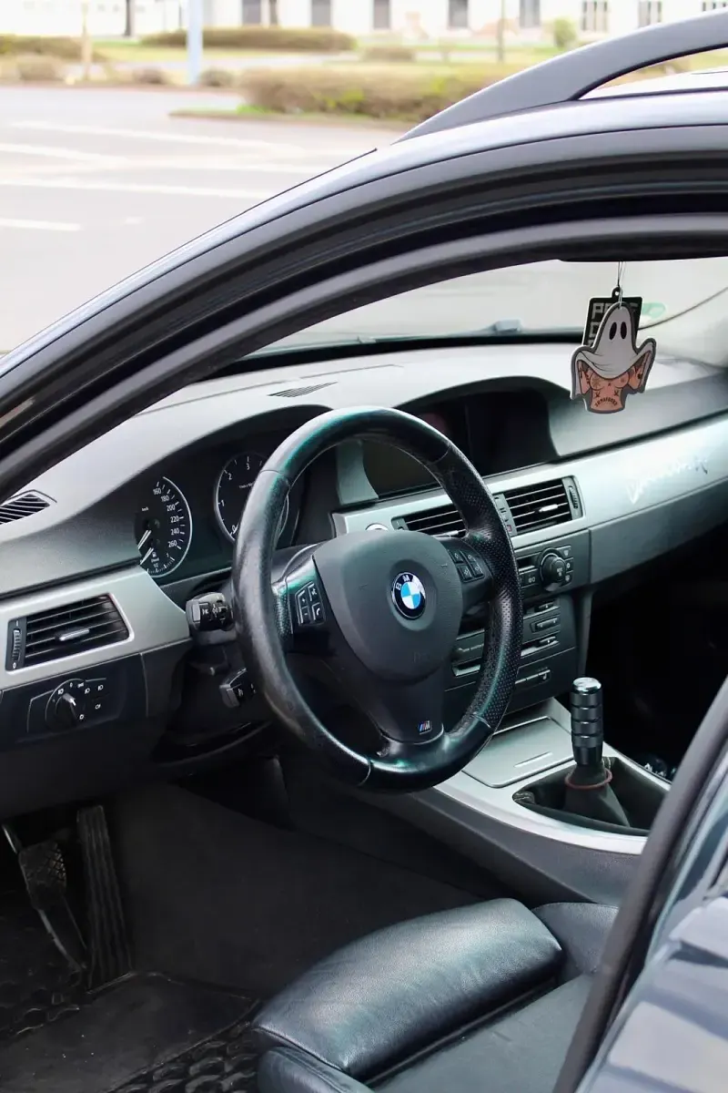 Gebraucht BMW 320 Basis 163 PS (119 kW) 2006 Schwarz Kombi