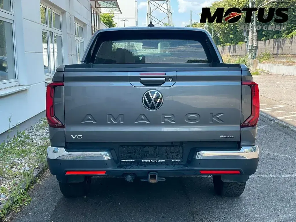 Gebraucht VW Amarok Aventura 241 PS (177 kW) 2023 Grau Pickup