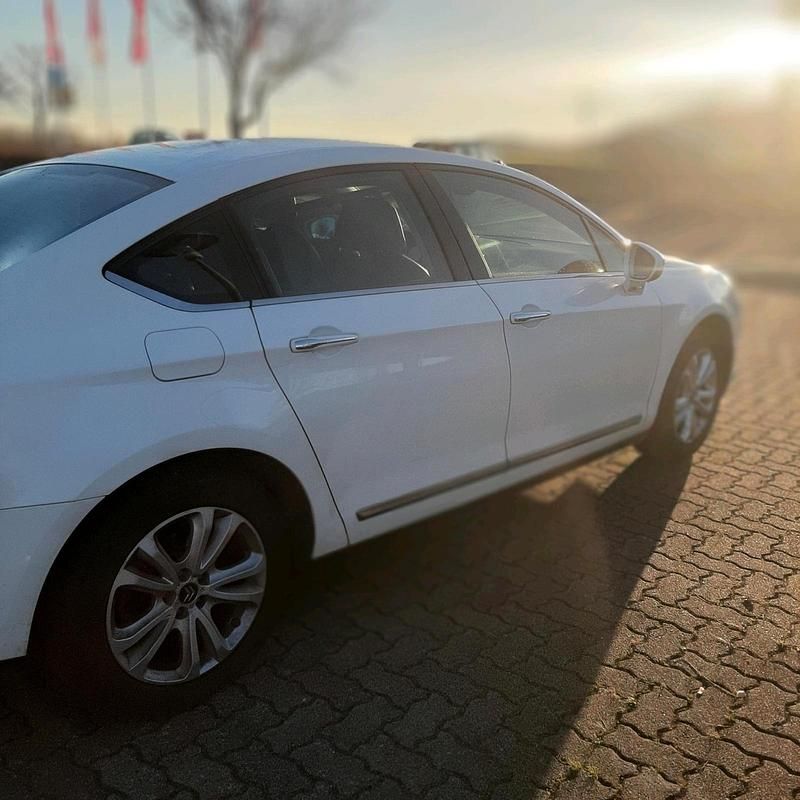 Gebraucht Citroën C5 Exclusive 156 PS (114 kW) 2012 Weiß Limousine