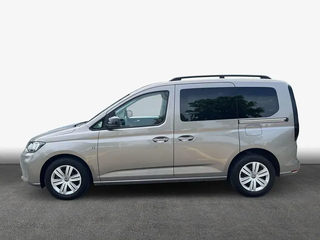 Gebraucht VW Caddy Basis 114 PS (83 kW) 2024 Beige Van / Kleinbus