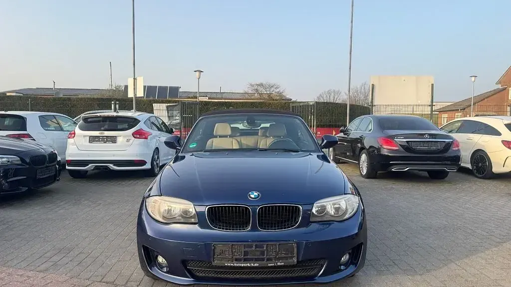 Gebraucht BMW 118 Cabriolet Advantage 143 PS (105 kW) 2011 Blau Cabrio