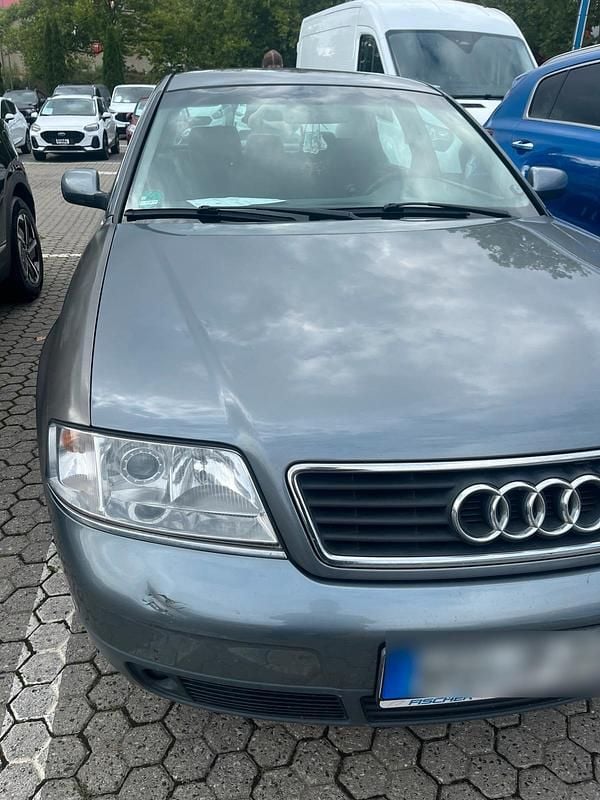 Silber Gebraucht 1997 Audi A6 Limousine | 500 € (Superpreis) - Bild 1/4