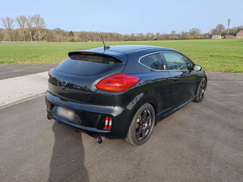 Gebraucht Kia Ceed GT GT-Track 204 PS (150 kW) 2014 Schwarz Coupé