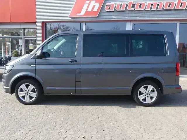Używany VW Multivan 150 KM (110 kW) 2015 Andere Minivan